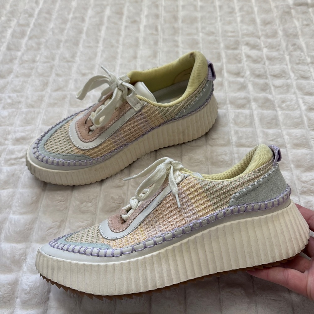 Dolce Vita 7.5 Dolen Lace Up Sneakers Shoes ~ Pastel Rainbow Platform